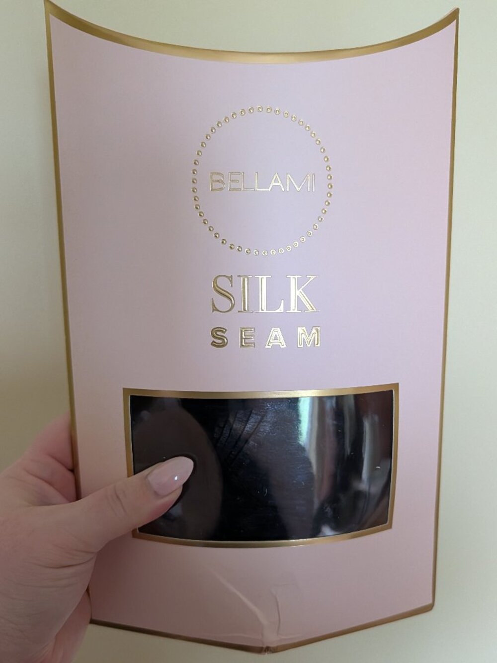 NWT BELLAMI Silk Seam 240g 22" Off Black (1B) Hair Extensions